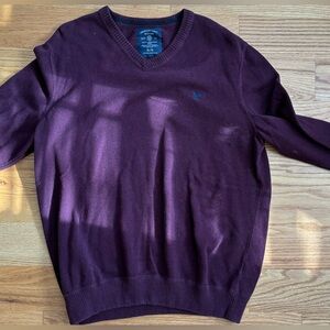 American Eagle purple XL sweater.  Very comfortable and in great condition.